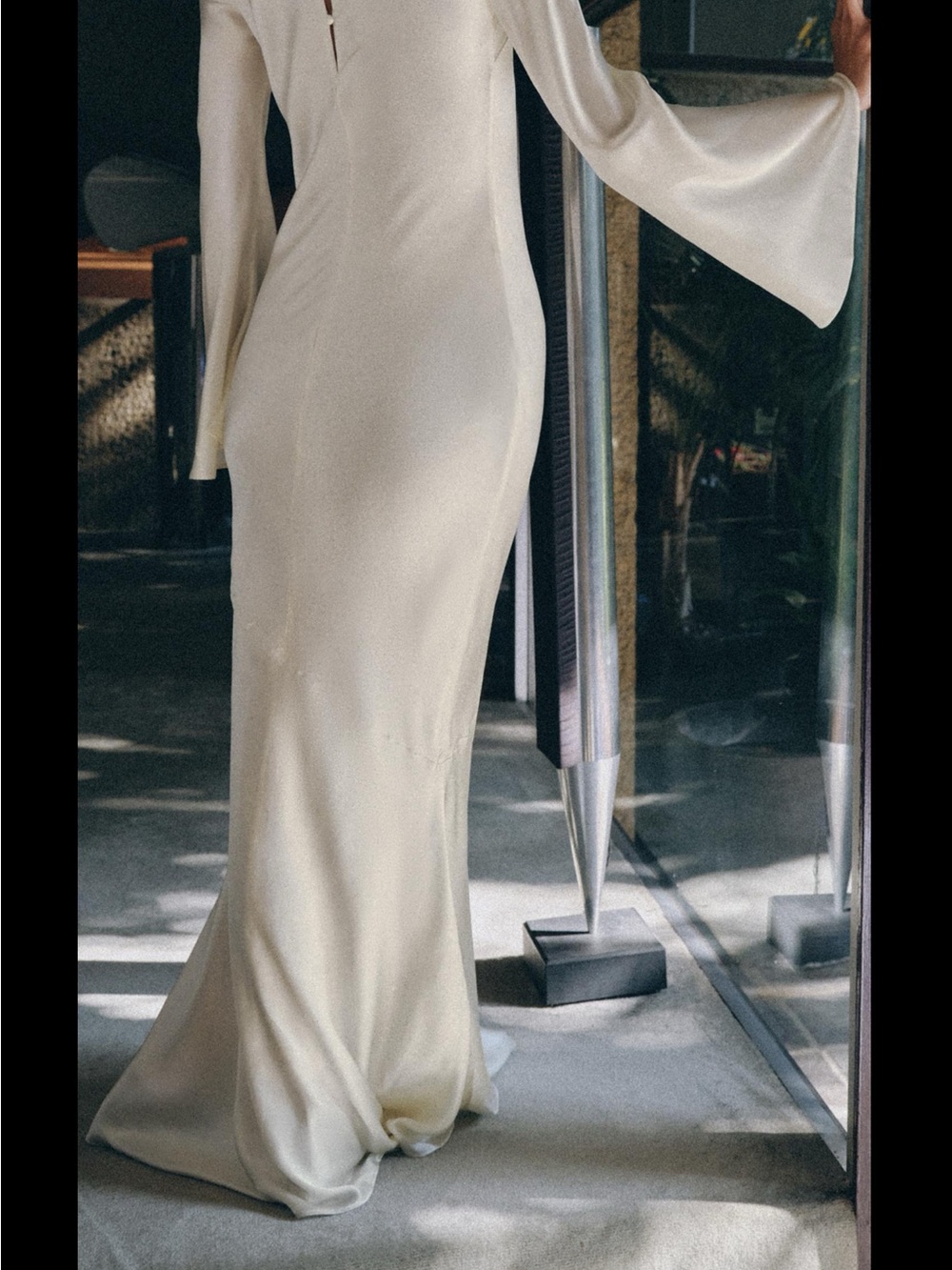 Zara Ivory Long-Sleeve Maxi Dress - Picture 5 of 5